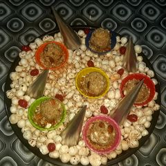 A picture of Dry fruit ladoo.