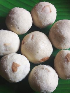 தலைப்பு : ரவா லட்டு / Rava laddu receip in tamil செய்முறை முக்கிய புகைப்படம்