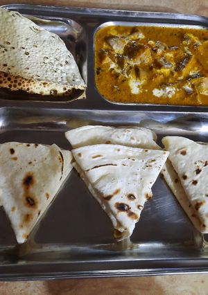 A picture of Mushroom Masala.