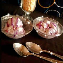 A picture of Blue berry ice cream.