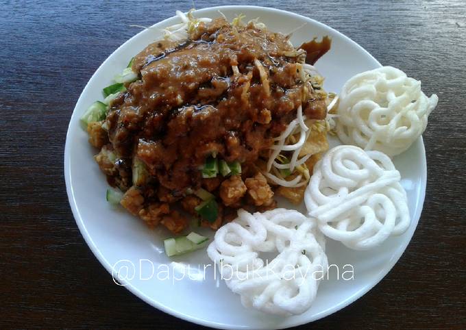 151 Nasi Lengko Praktis dengan Bumbu Pecel Siap Pakai