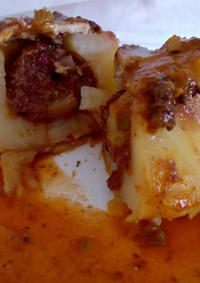 Una foto de Papa rellena Canaria