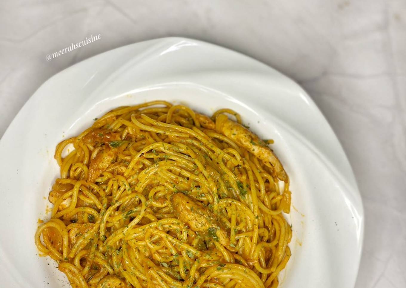 Spicy creamy chicken pasta