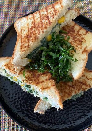 A picture of Spinach Sandwich.