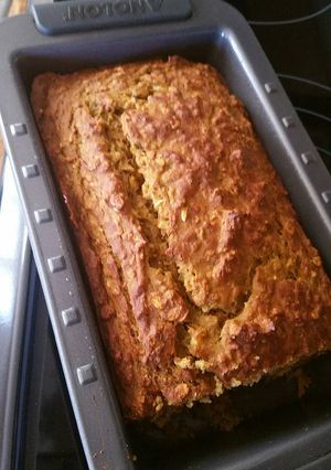 A picture of Pumpkin Banana Oatmeal Bread.