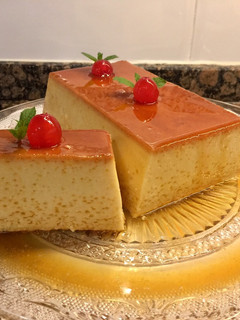 Una foto de Flan de chocolate blanco