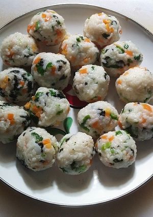 Foto resep Nasi kepal korea / jumeokbap