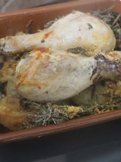 Una foto de Jamoncitos de pollo con patatas