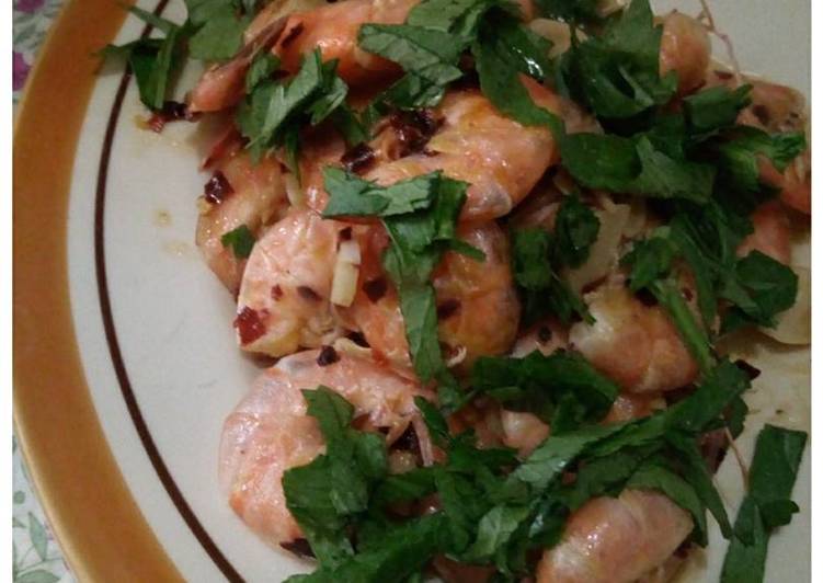 Simple Way to Make Award-winning Garlic Prawns