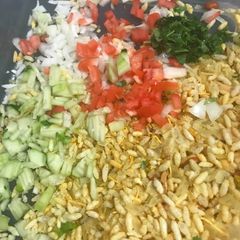 A picture of Chivda bhel.