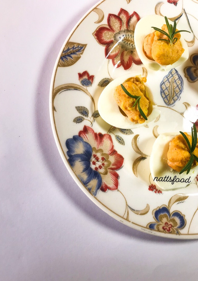 A picture of Deviled eggs.
