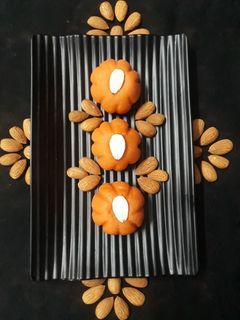 ऑरेंज मिठाई (Orange mithai recipe in Hindi) रेसिपी मुख्य फोटो