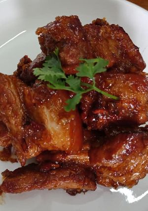 Hình của món Ba chỉ xào sả ớt.
