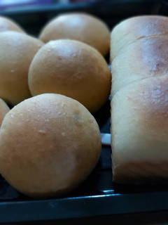Foto resep Roti Manis dan Roti Tawar