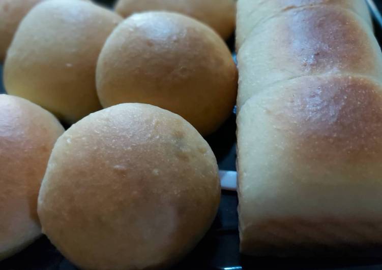 Roti Manis dan Roti Tawar