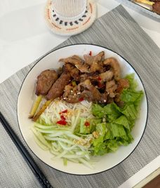 giò sống nem lụi nướng