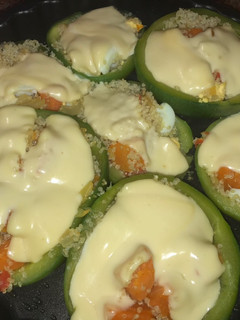 Una foto de Zapallitos rellenos con Quinoa y vegetales