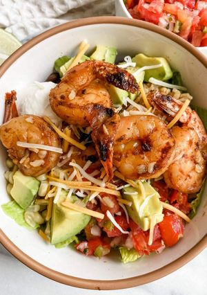 A picture of Shrimp Taco Bowls.