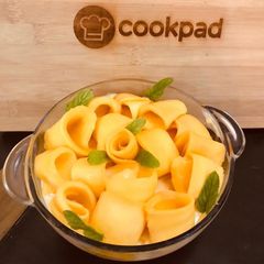 A picture of Creamy Mango Dessert.