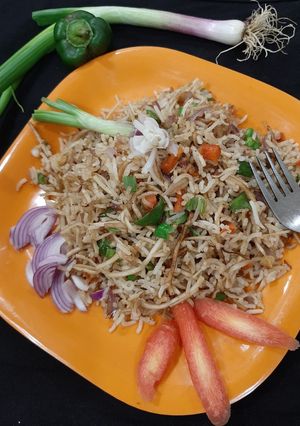 A picture of Chinese Fried Rice.