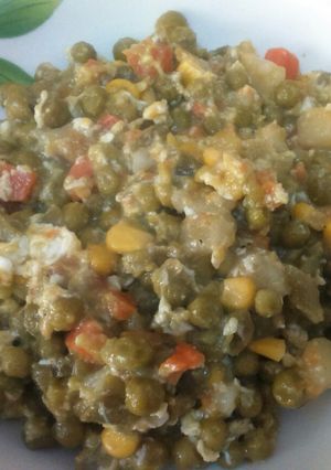 Una foto de Revuelto de guisantes