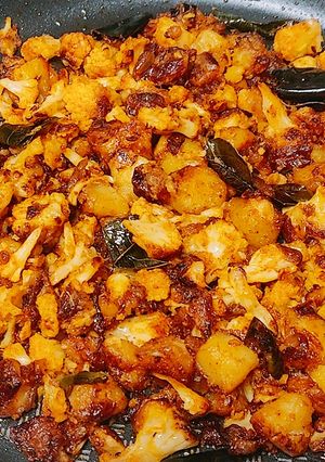 A picture of Cauliflower Potato Fry.