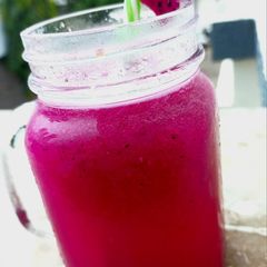 A picture of Dragon fruit (kamalam) juice.