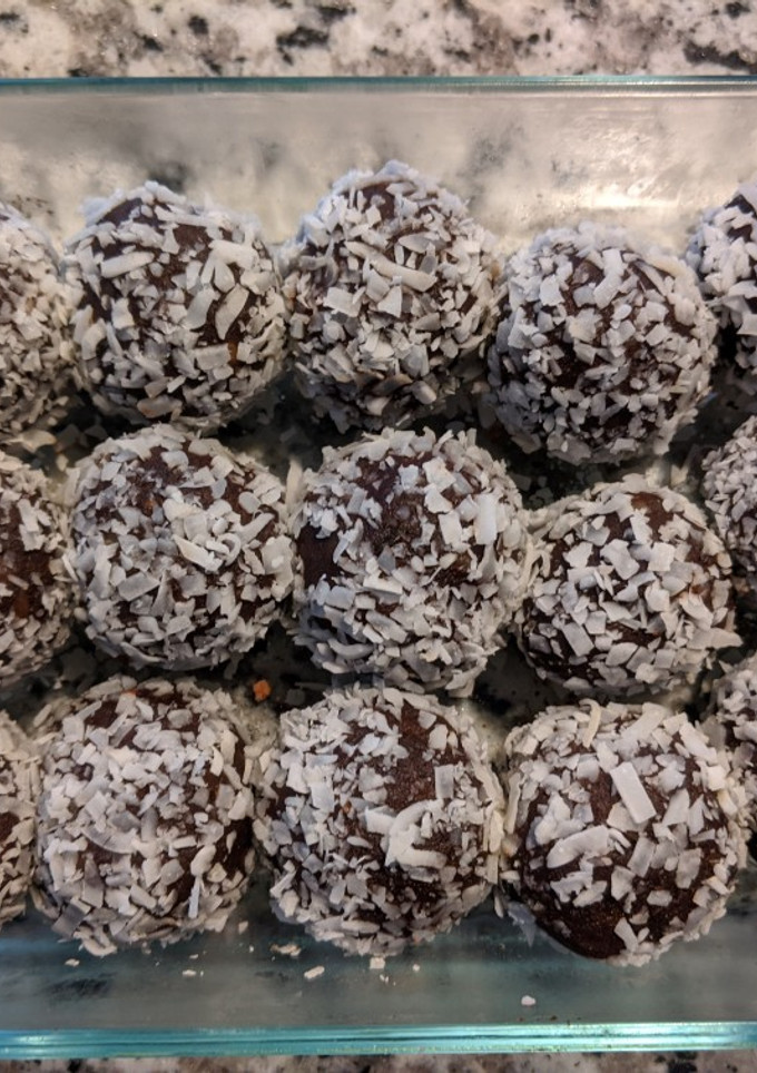Una foto de Trufas de chocolate y nueces