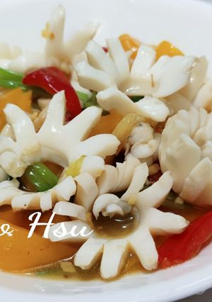 彩椒炒花枝 的食譜成品照片