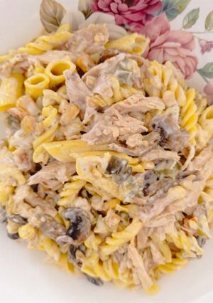 عکسی از دستور سالاد ماکارونی ورژن سالم و رژیمی🍝