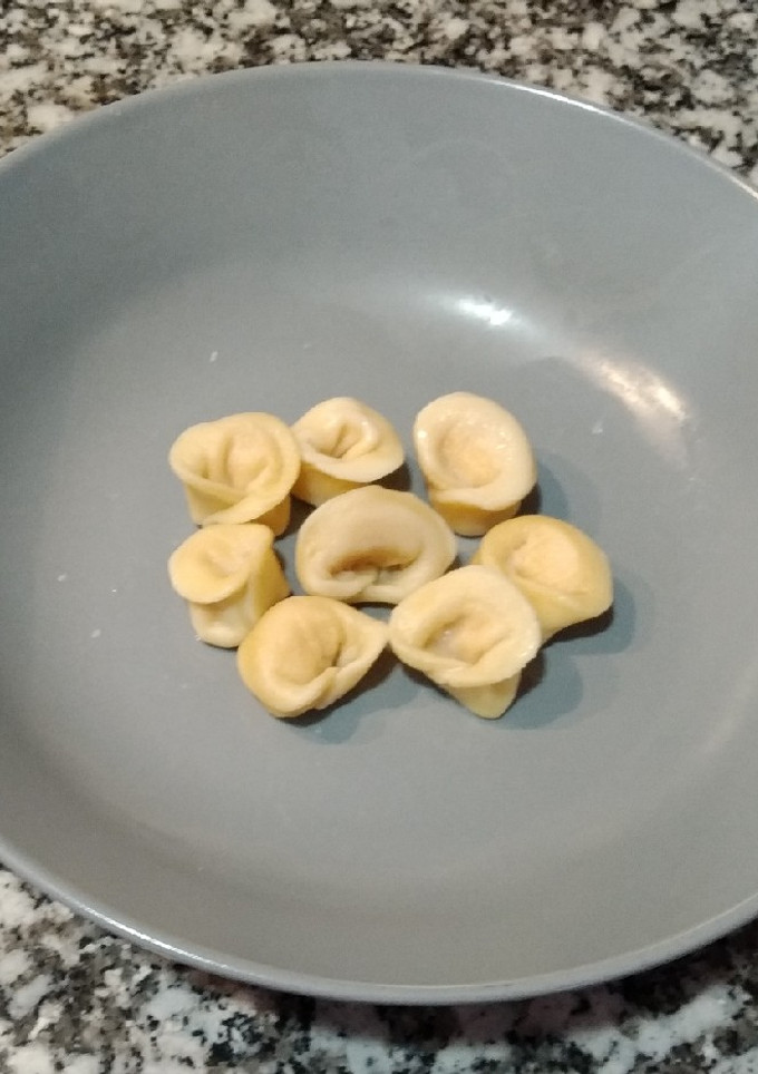 Una foto de Tortellinis de pollo