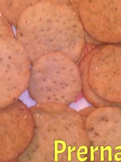 पंजाबी मसाला मठरी (punjabi masala mathri recipe in Hindi) रेसिपी मुख्य फोटो