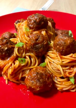 Gluténmentes paradicsomos húsgombóc spagettivel recept fotója
