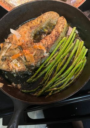 A picture of Skillet cooked Salmon Steak & Asparagus.