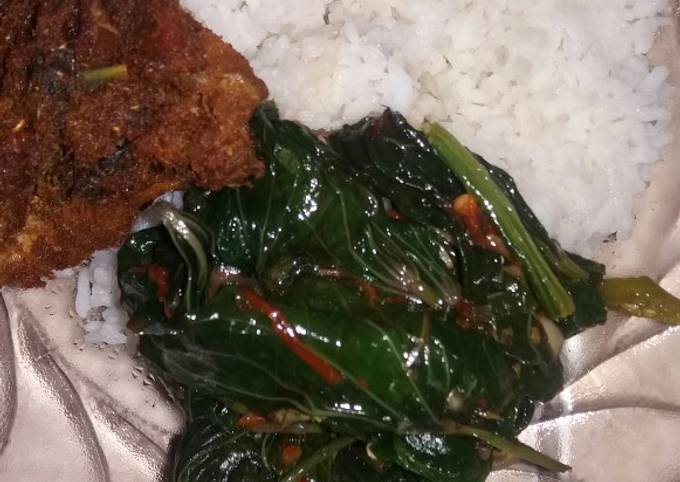 Resep membuat Tumis daun ubi jalar bumbu terasi yang sesuai selera