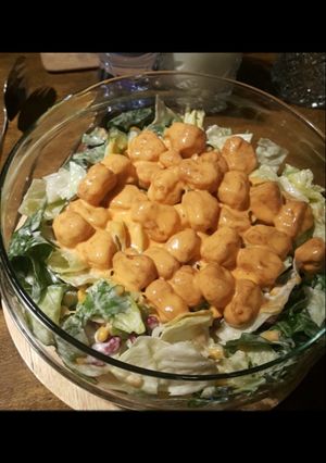 صورة لوصفة سلطة بافالو الدجاج 🥗🍗