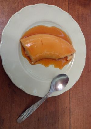 Una foto de Postre de maicena con caramelo