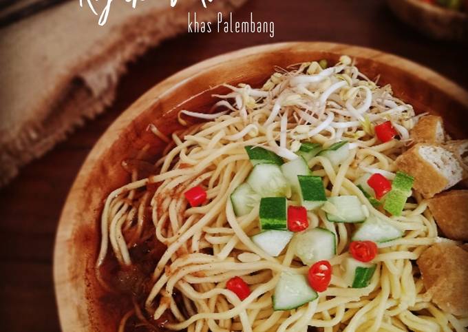 Langkah Mudah untuk Menyiapkan Rujak Mie khas Palembang, Sempurna