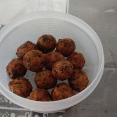 A picture of Methi and coriander crispy muthiya.