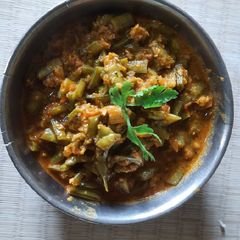 A picture of Gawar Masala (Maharashtrian).