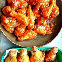 A picture of Sticky wings.