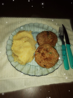 Una foto de Hamburguesas🍔 de atún🐟