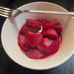 A picture of Pickled Beets ♥️.