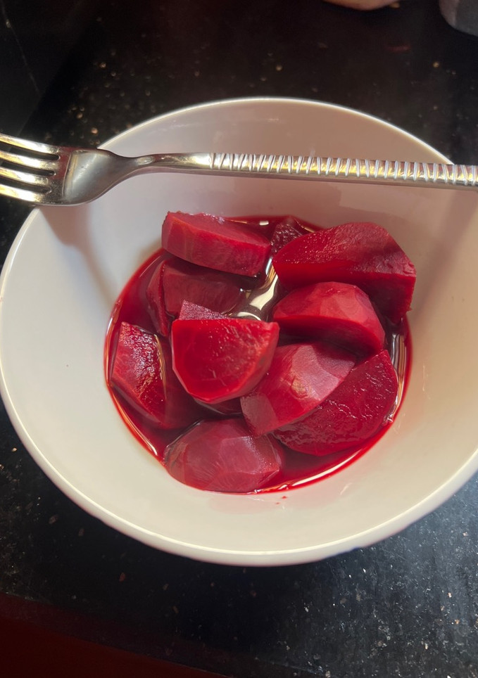 A picture of Pickled Beets ♥️.