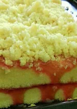 Foto resep Strawberry Crumble Cake
