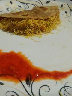 રોટલી દાબેલી (Roti dabeli recipe in gujarati) રેસીપી મુખ્ય ફોટો