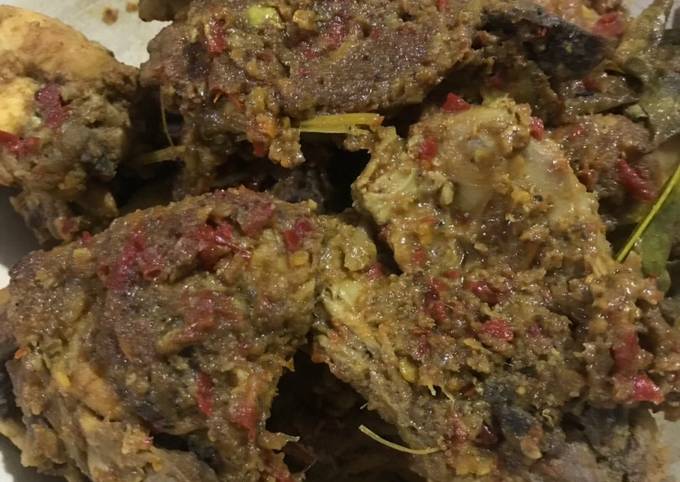 Cara Gampang Membuat Ayam bumbu rujak ala2, Enak