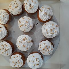 A picture of Tasty cupcakes.