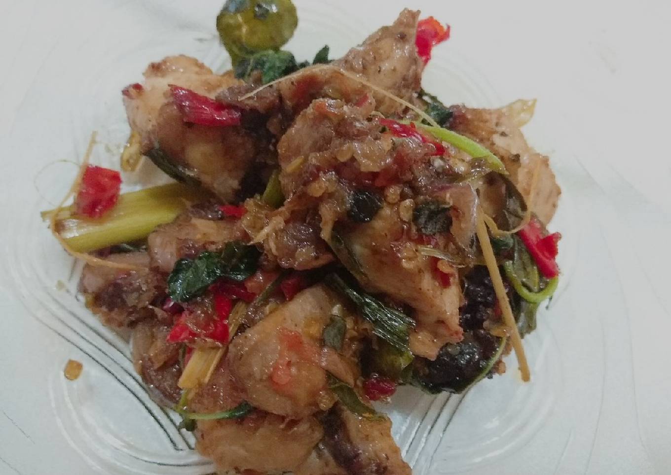Ayam Goreng Daun Kemangi