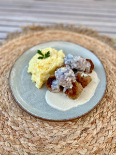 Una foto de Albóndigas suecas en salsa estilo Ikea